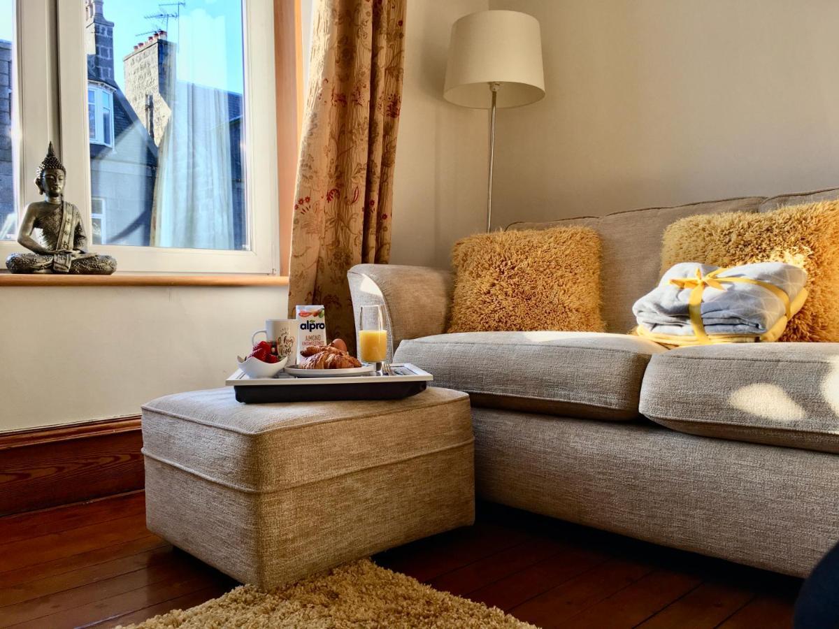 Cosy 2 Bedroom Central Apartment - Free Parking, Free Wifi Абердин Экстерьер фото